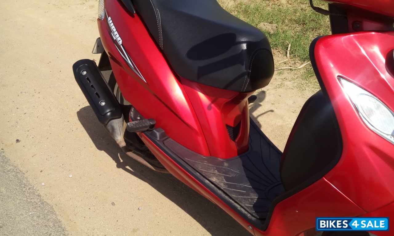 Red TVS Wego