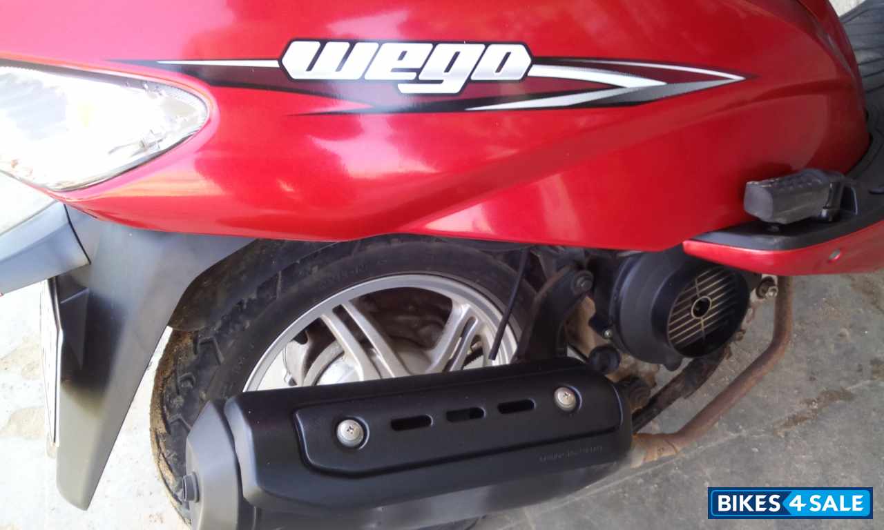Red TVS Wego
