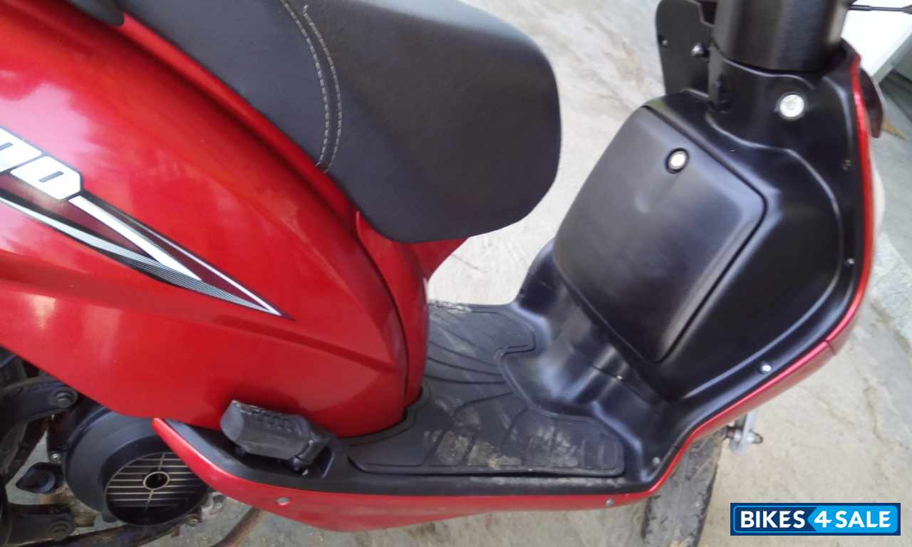 Red TVS Wego