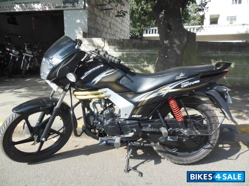 Black Mahindra Centuro