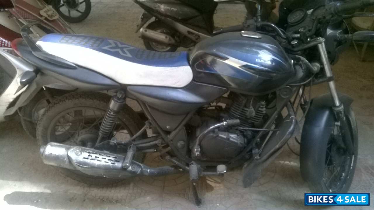 Blue Bajaj Discover DTSi 125