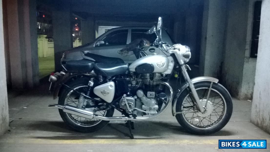 Silver Royal Enfield Bullet Standard 350