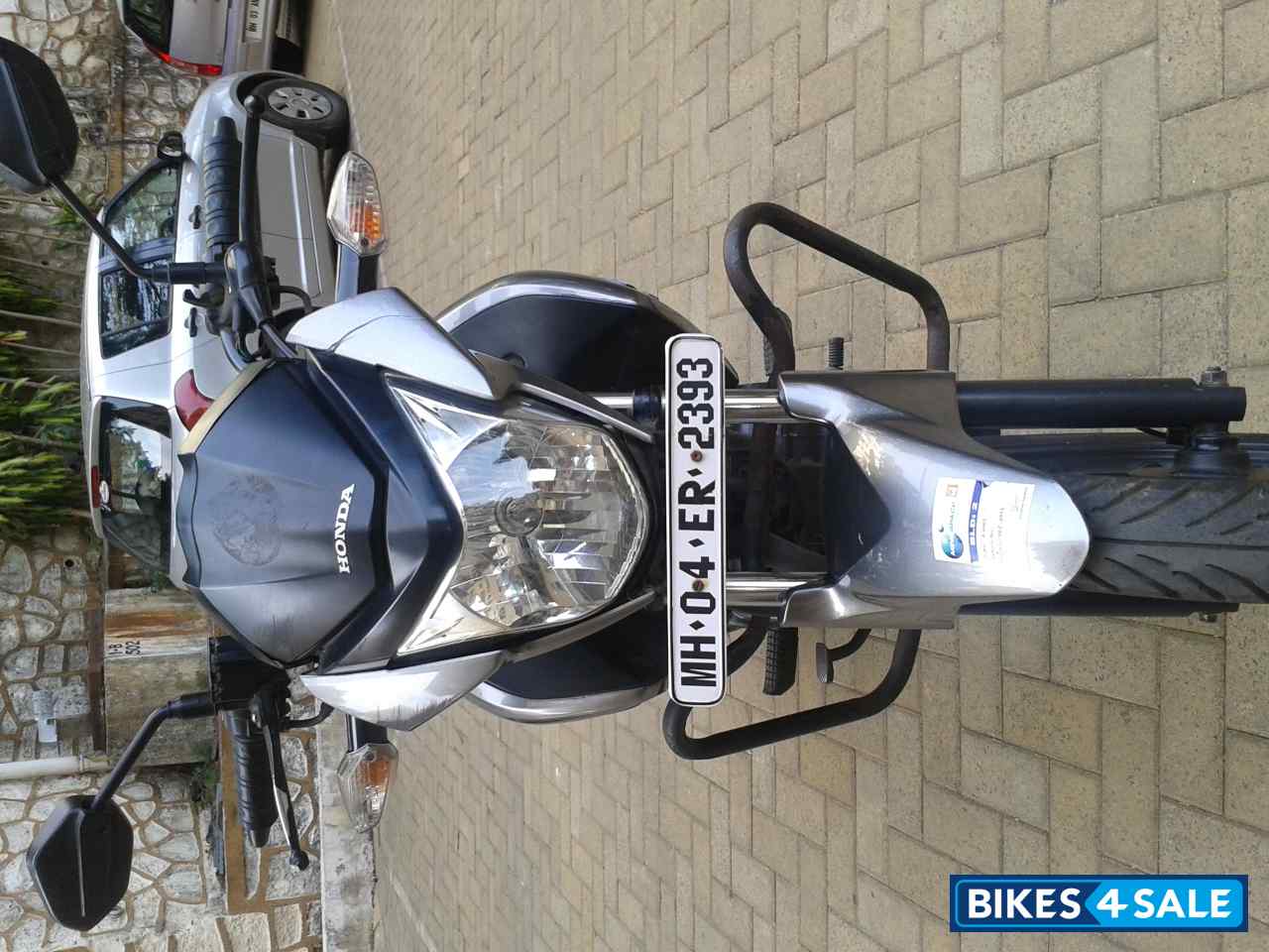 Grey Honda Unicorn Dazzler