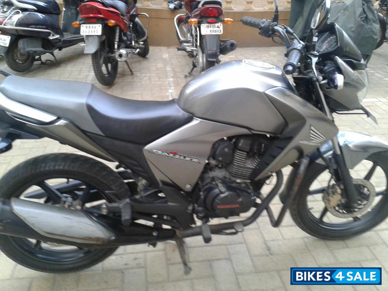 Grey Honda Unicorn Dazzler