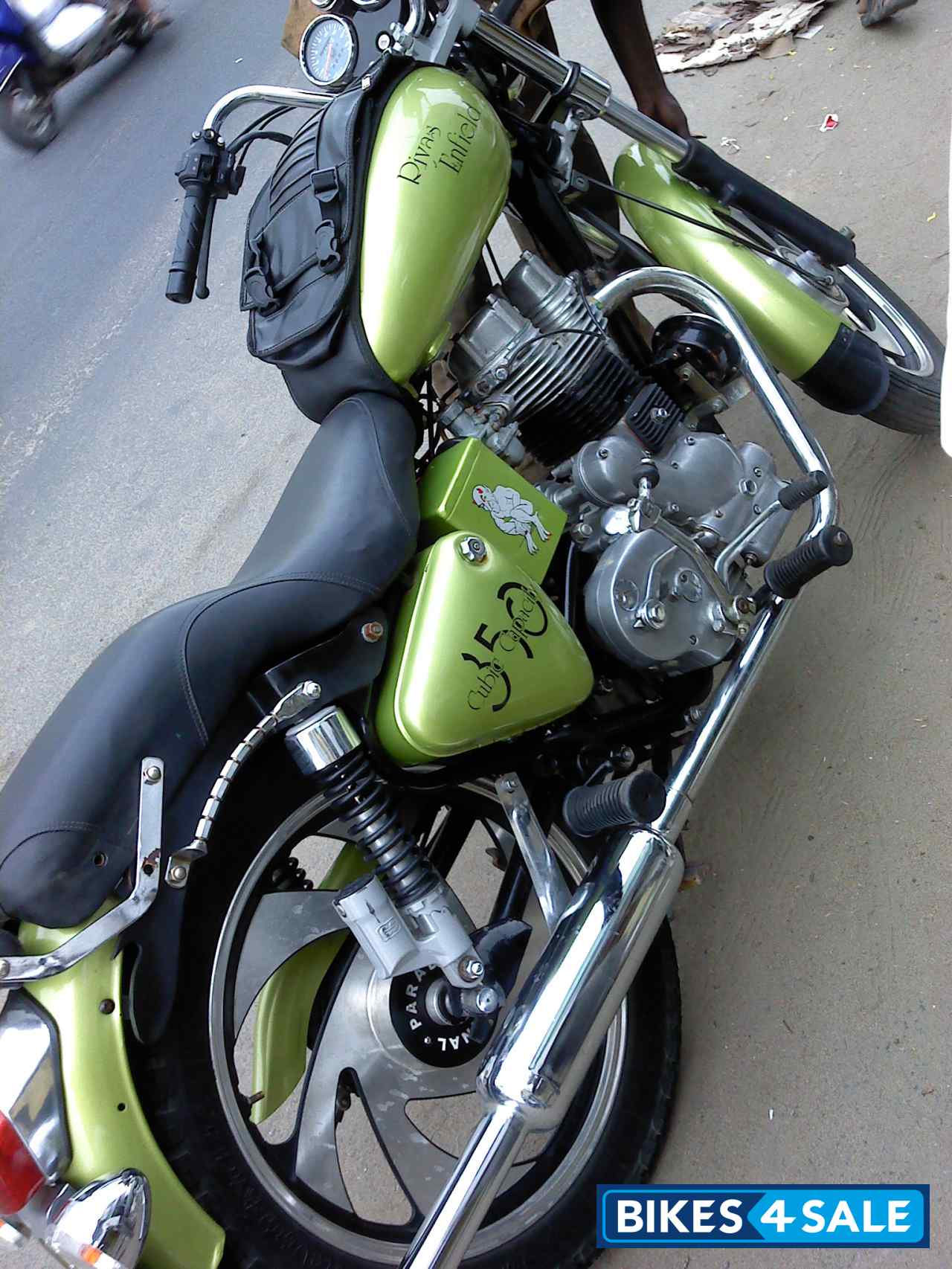 Metalic Radium Green Royal Enfield Bullet Standard 350