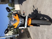 V Orange Honda CBR 150R
