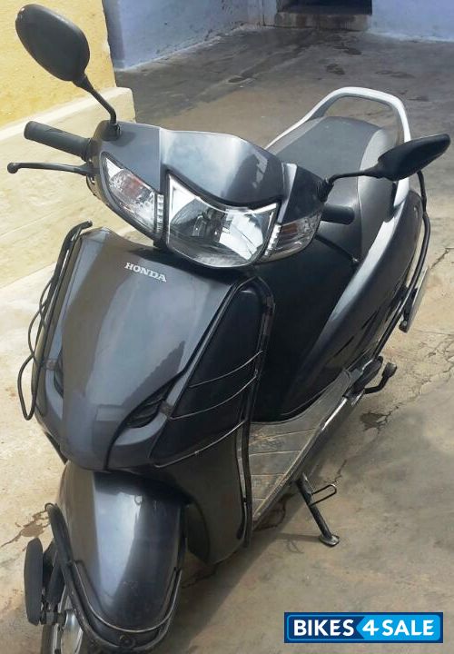 Grey Honda Activa