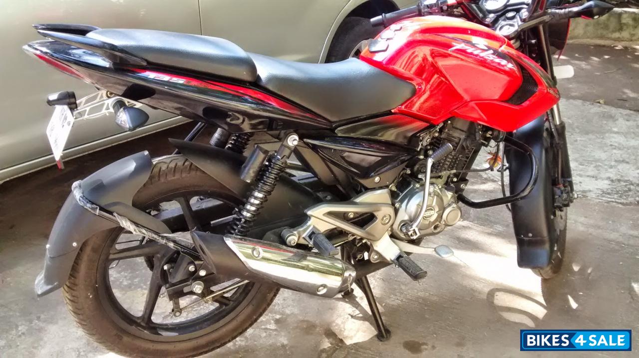 Red Bajaj Pulsar 135LS Red Bajaj Pulsar 135LS