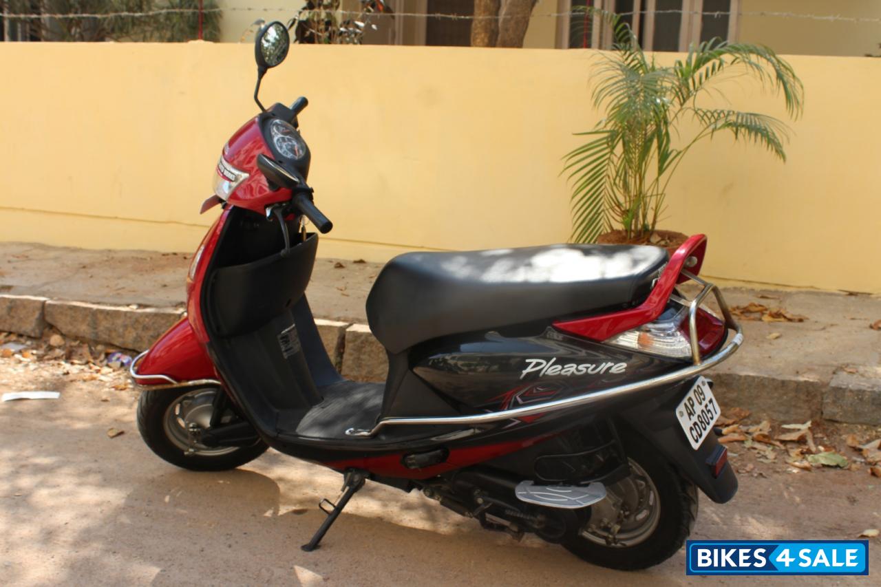 Black And Red Hero Pleasure