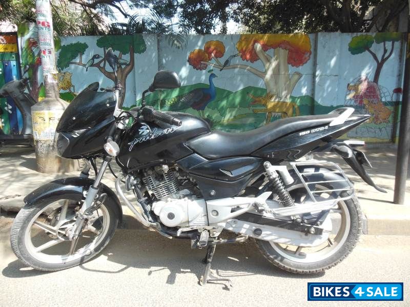 Black Bajaj Pulsar 150 DTSi