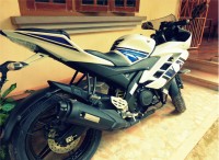 Blue White Yamaha YZF R15 V2