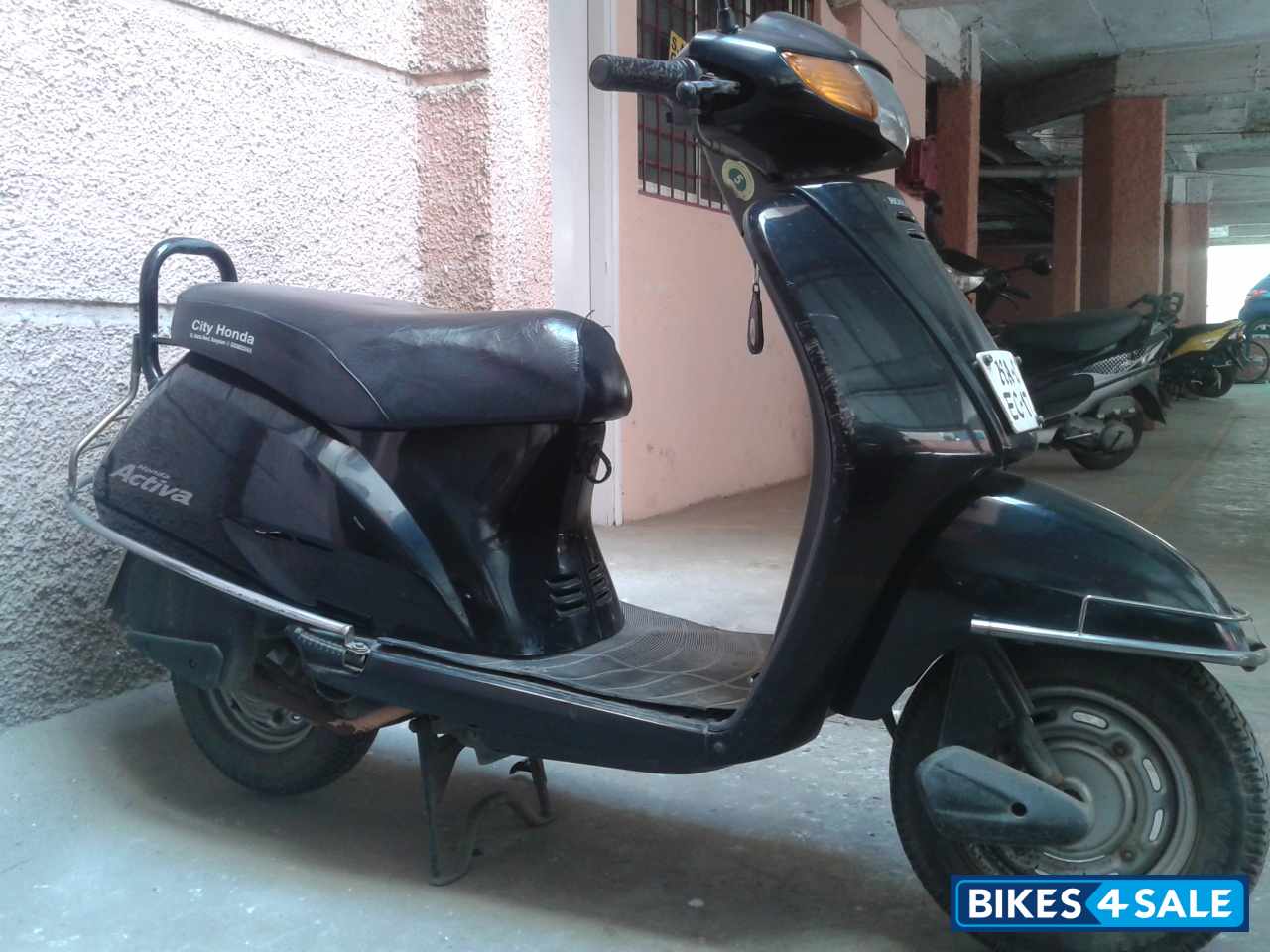 Black Honda Activa