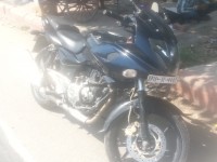 Black Bajaj Pulsar 220 DTSFi