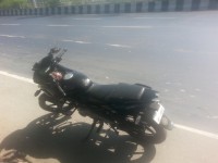 Black Bajaj Pulsar 220 DTSFi