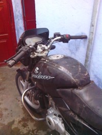 Black Bajaj Pulsar 150 DTSi