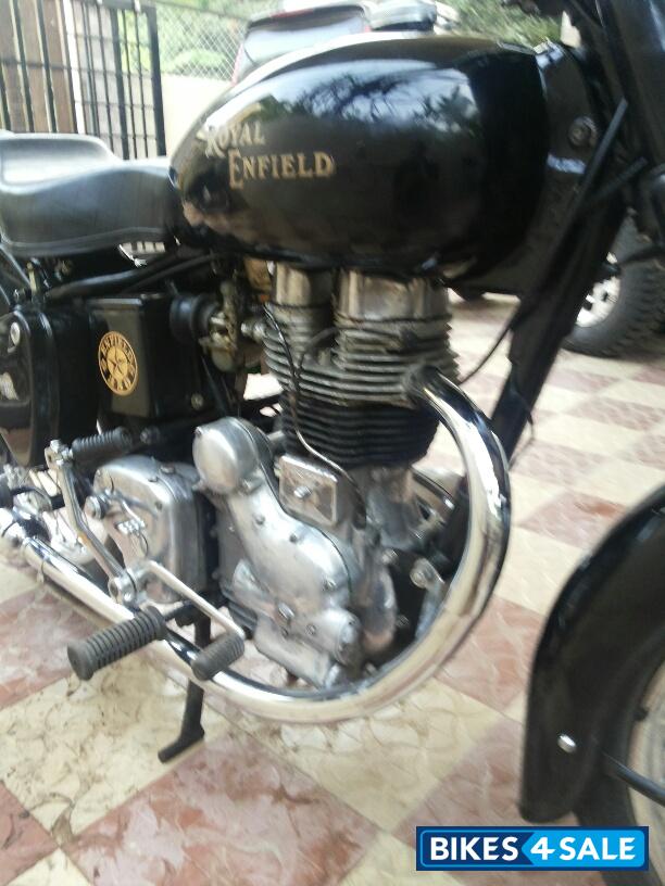 Black Royal Enfield Vintage Bullet Black Royal Enfield Vintage Bullet