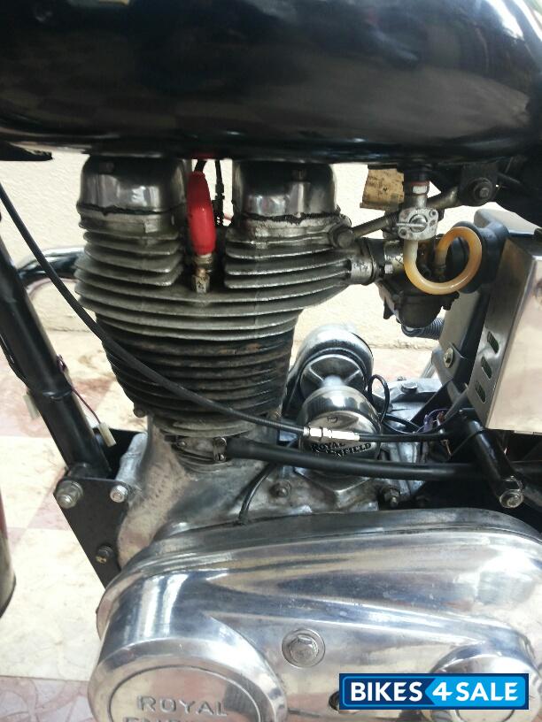 Black Royal Enfield Vintage Bullet Black Royal Enfield Vintage Bullet