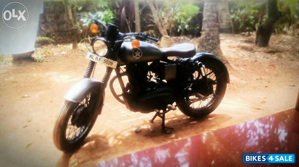 Gray Matt Royal Enfield Bullet Standard 350 Gray Matt Royal Enfield Bullet Standard 350