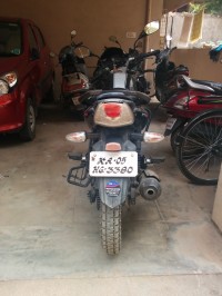 Black TVS Apache RTR 160