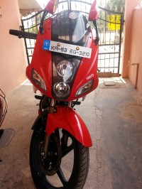 Red Hero Karizma R
