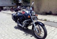Black Bajaj Avenger 220 DTS-i