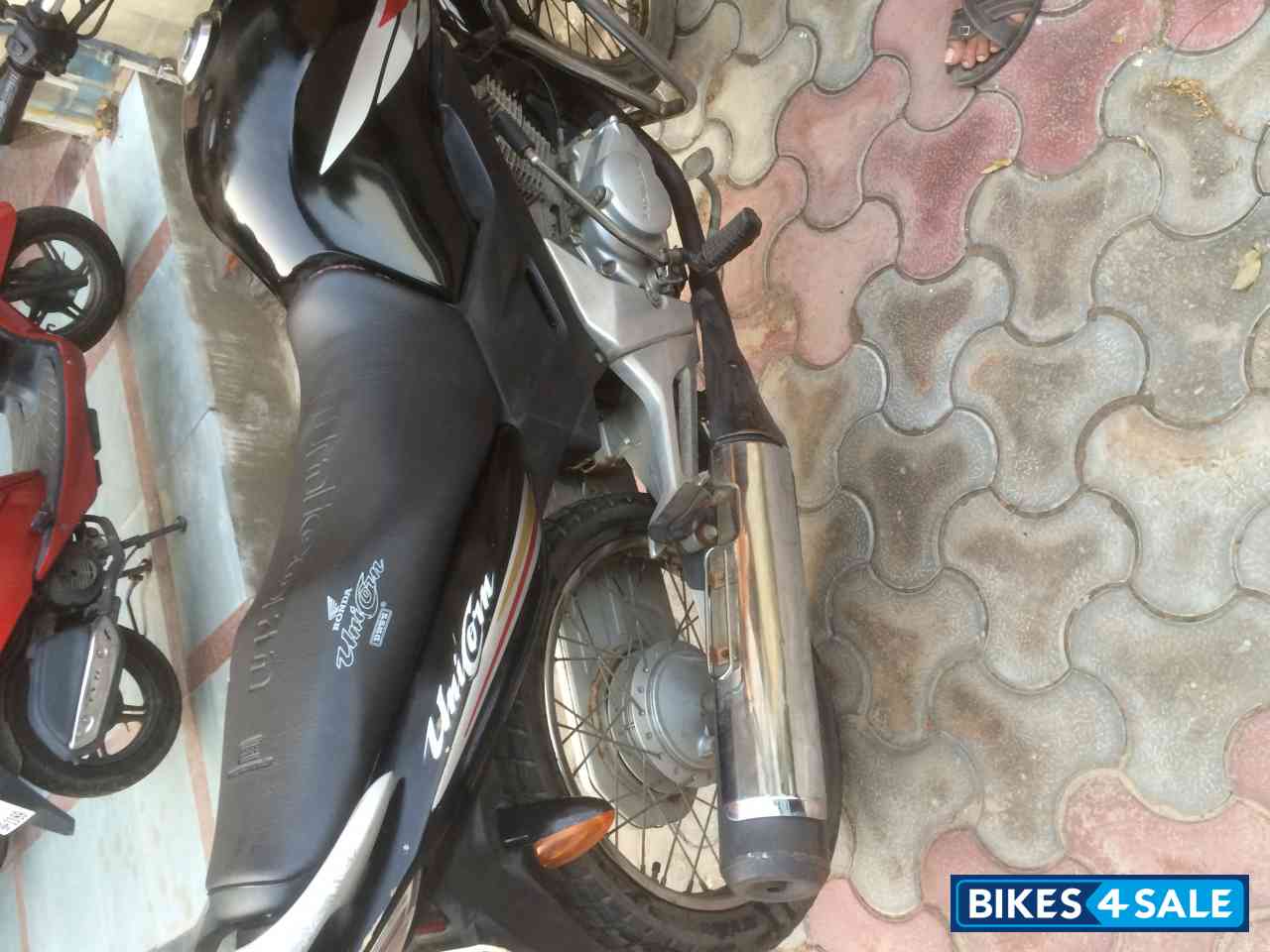 Black Honda Unicorn Black Honda Unicorn