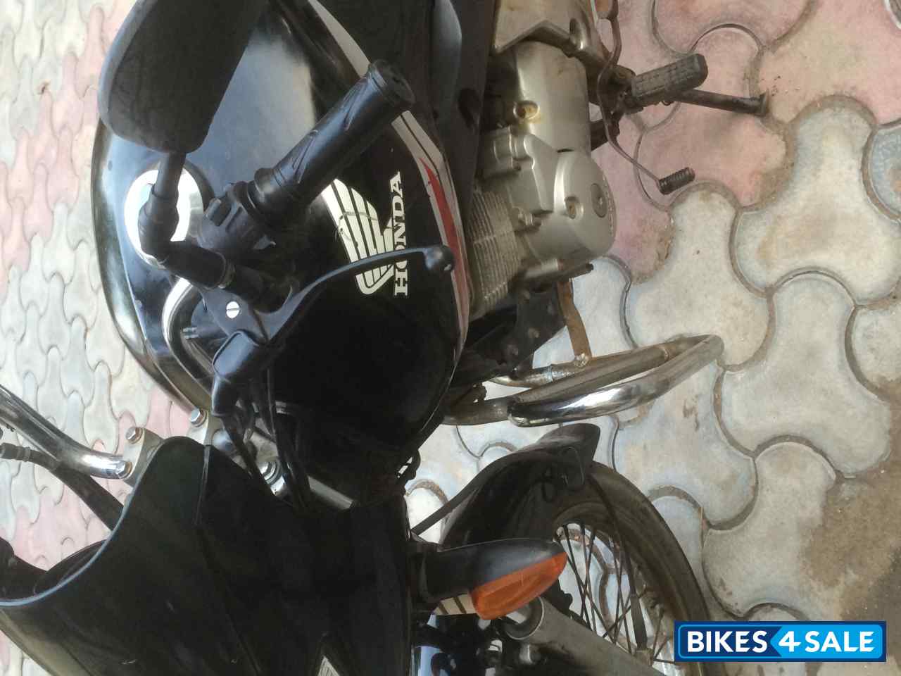 Black Honda Unicorn Black Honda Unicorn