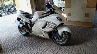 White Suzuki Hayabusa GSX1300R