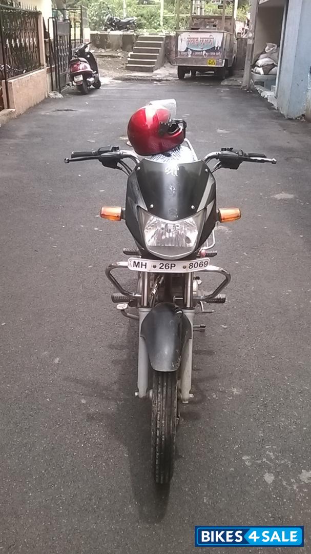 Black Bajaj CT 100