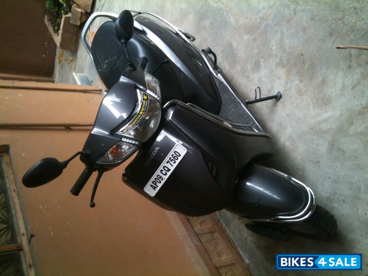 Grey Honda Activa Grey Honda Activa