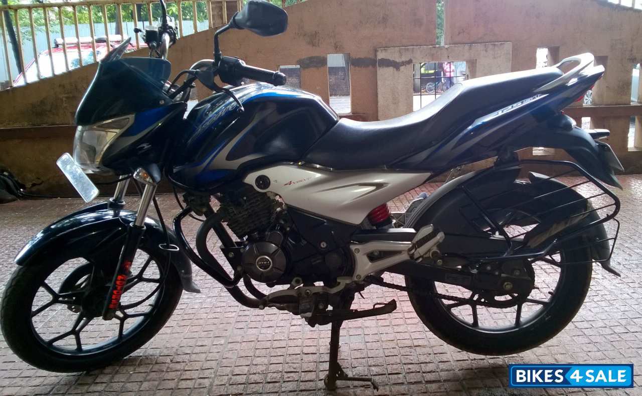Black/blue Bajaj Discover 125 ST