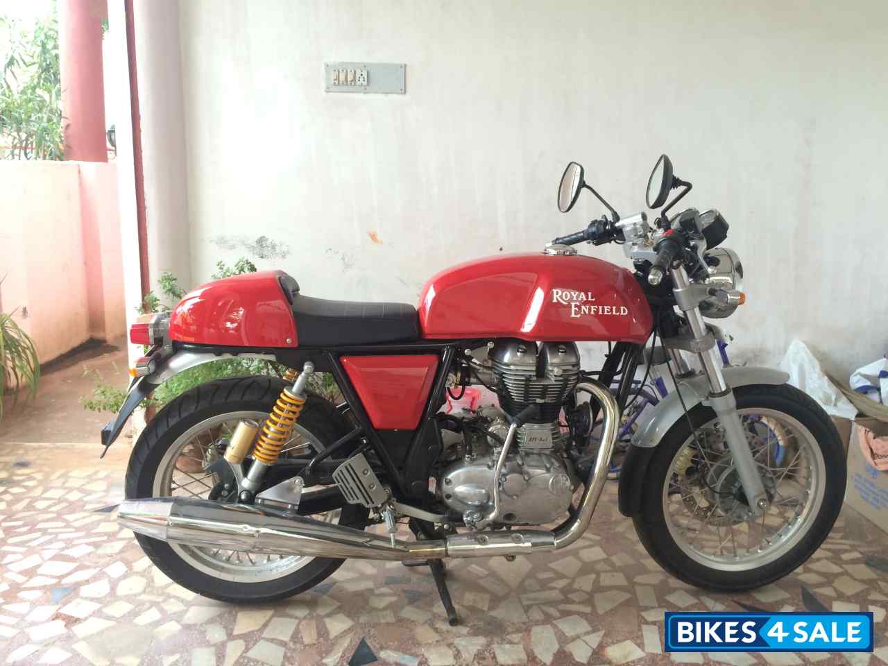 Red Royal Enfield Continental GT 535