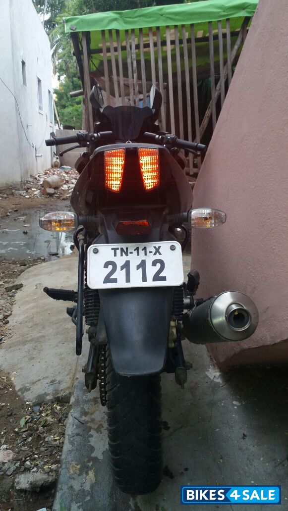 Black Bajaj Pulsar 220 DTSi