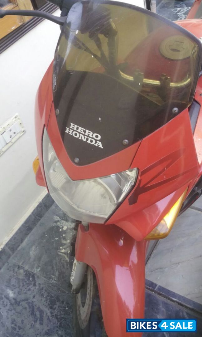 Red Hero Karizma R