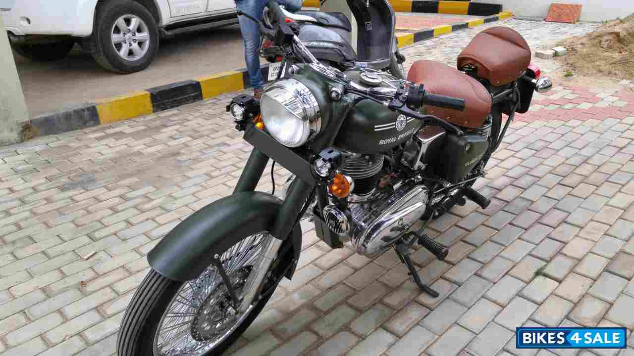 Mat Green Royal Enfield Bullet Standard 350