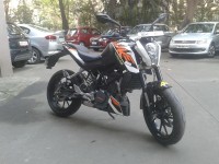 White/orange KTM Duke 200