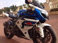 White & Blue Suzuki GSX R1000