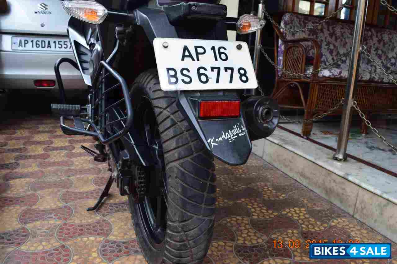 Sliver Honda Unicorn Dazzler