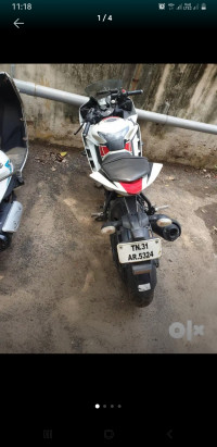 White And Red 50th Year Specia Yamaha YZF R15 V2