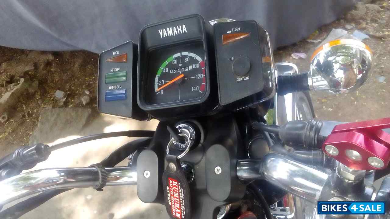 Red Yamaha RX 100 Red Yamaha RX 100