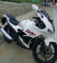 White Hero Karizma ZMR