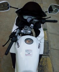 White Hero Karizma ZMR