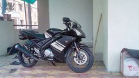 Racing Black Yamaha YZF R15