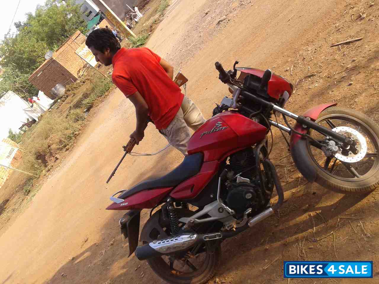 Red Bajaj Pulsar 150 DTSi