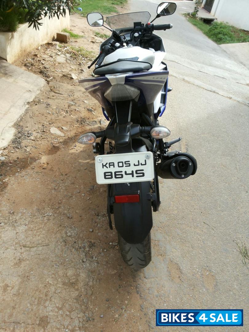 White And Blue Yamaha YZF R15 V2 White And Blue Yamaha YZF R15 V2