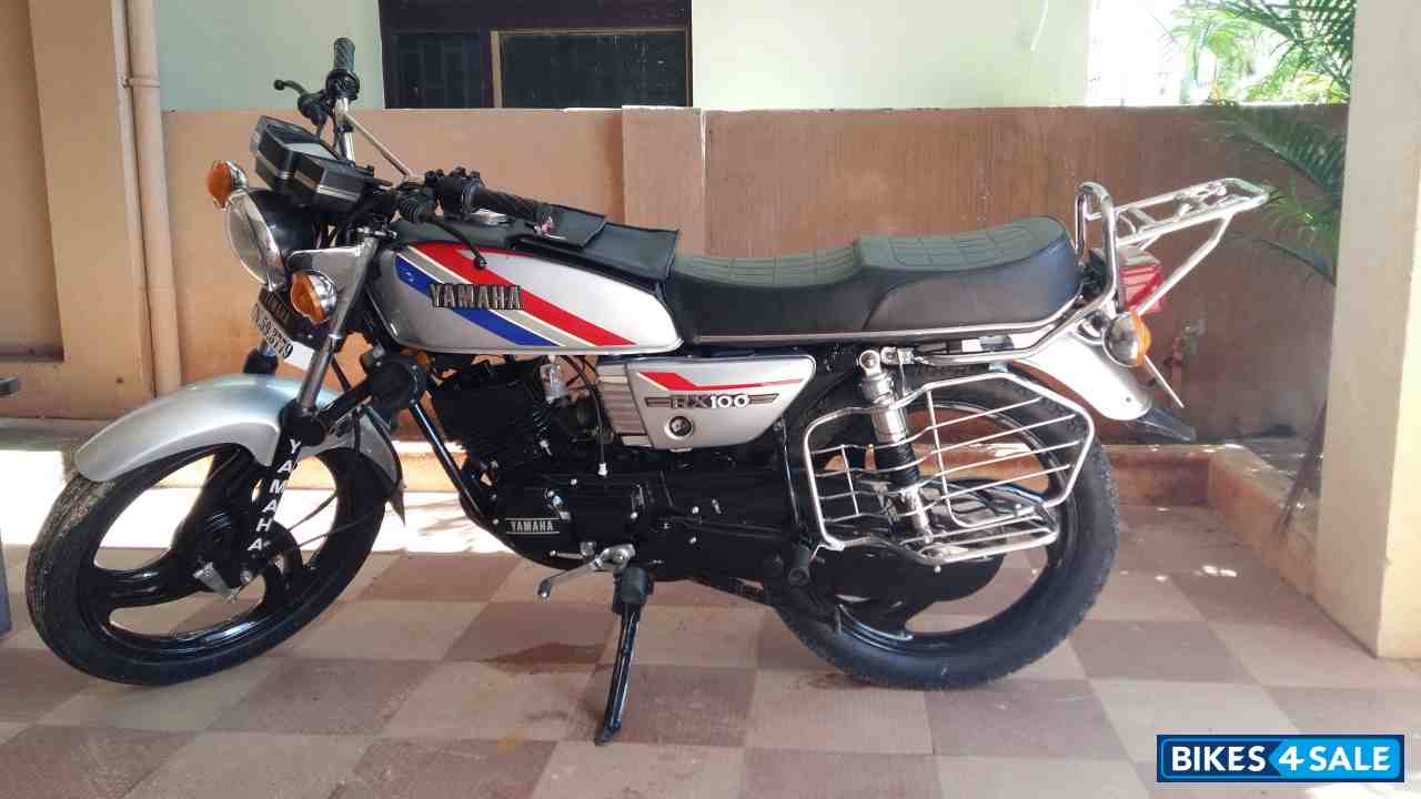 Used 1989 Model Yamaha Rx 100 For Sale In Chennai Id 124717
