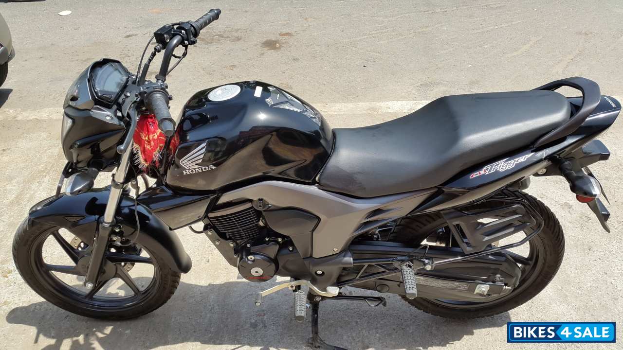 Black Honda CB Trigger