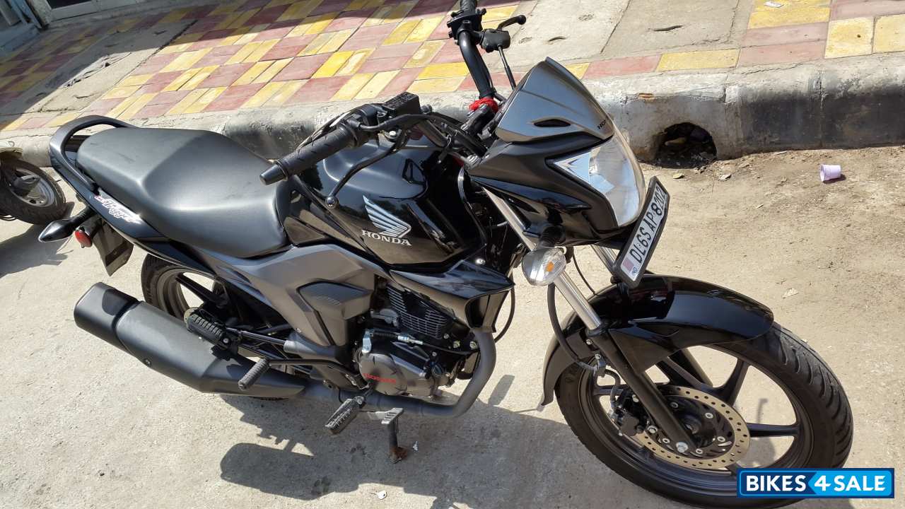 Black Honda CB Trigger