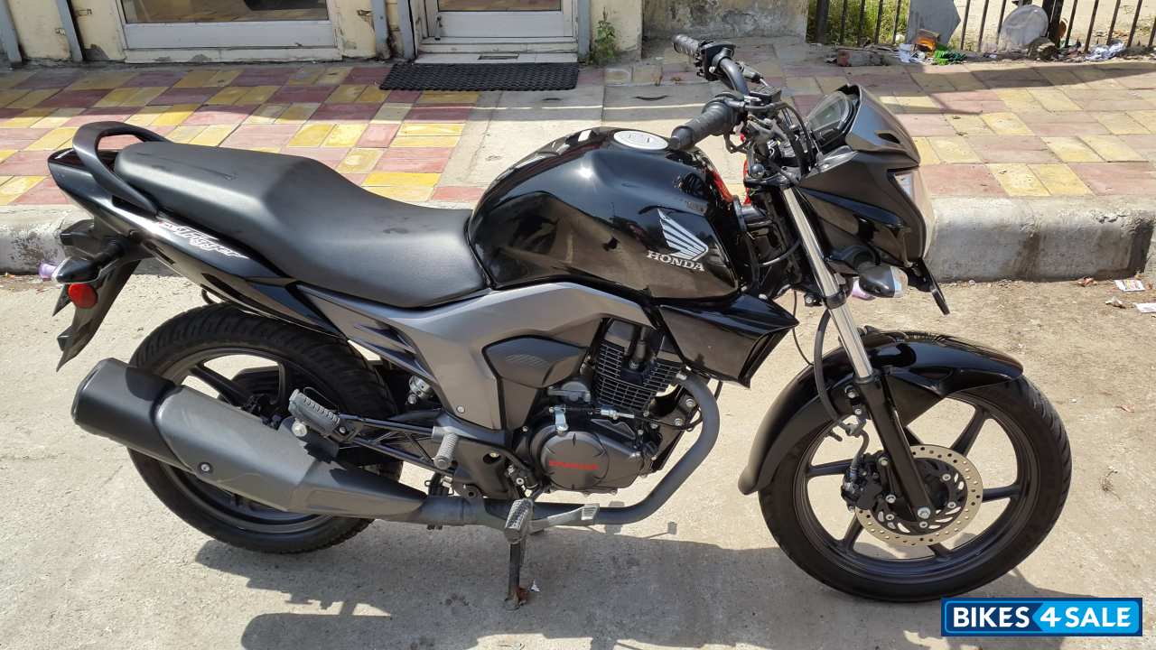 Black Honda CB Trigger