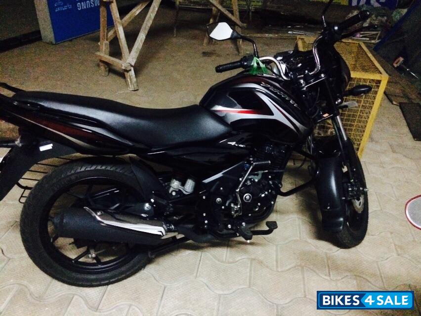 Black And Red Bajaj Discover 150 S